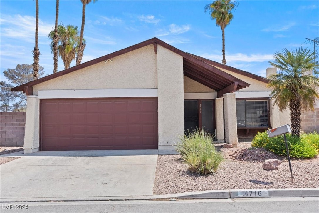 Mountain Valley Rd, Las Vegas, NV 89121