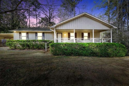 933 Chisholm Trl, Macon, GA, 31220-3713 | Card Image