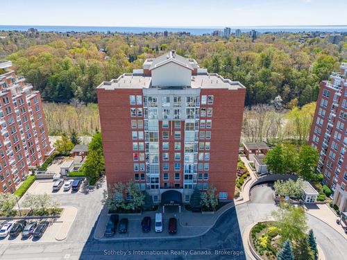 105-50 Old Mill Rd, Oakville, ON, L6J7W1 | Card Image