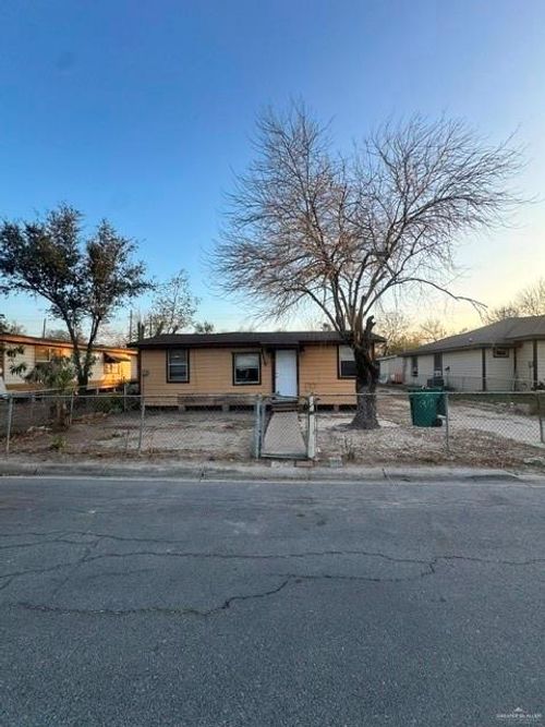 812 E Egly Avenue, Pharr, TX, 78577 | Card Image
