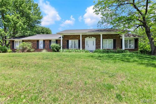 213 Dardenne Farms Dr, Saint Charles, MO, 63304-1002 | Card Image