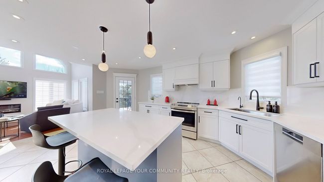 6 - 10 Reddington Dr, Condo with 3 bedrooms, 4 bathrooms and 2 parking in Caledon ON | Image 12