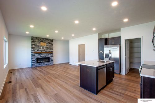 14802 Willow St, Bennington, NE, 68007-5190 | Card Image