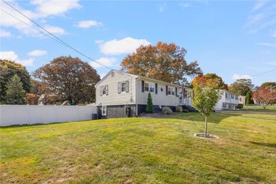 70 Pender Avenue, House other with 3 bedrooms, 1 bathrooms and 5 parking in Warwick RI | Image 3