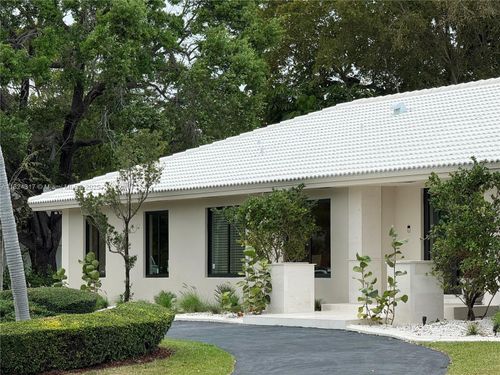 8845 Sw 176th Ter, Palmetto Bay, FL, 33157-5850 | Card Image