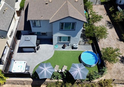 1605 Country Manor Dr, Santa Rosa, CA, 95403-8619 | Card Image