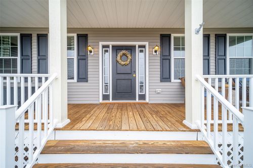 64 Fox Hill Run, Rock Tavern, NY, 12575-5603 | Card Image