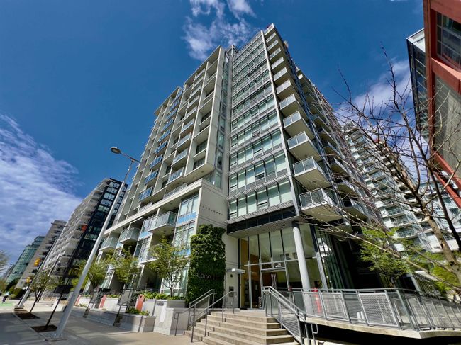 801 - 111 E 1 St Avenue, Condo with 1 bedrooms, 1 bathrooms and 1 parking in Vancouver BC | Image 1