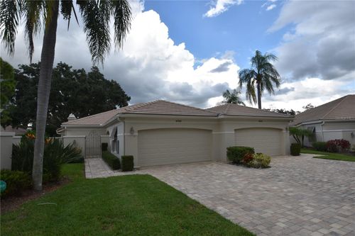 40-4016 Oakley Greene, SARASOTA, FL, 34235-2328 | Card Image