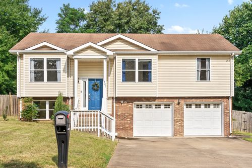 805 Leigh Ann Dr, Clarksville, TN, 37042-4283 | Card Image