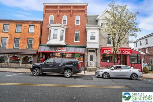 164 W Main St, Kutztown, PA, 19530-1712 | Card Image