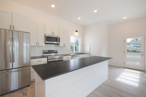 209 Pearl St, Ennis, MT, 59729 | Card Image