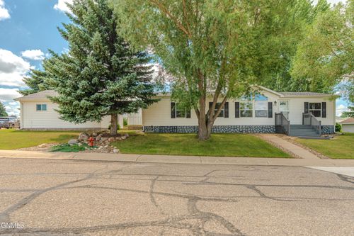 4036 Avondale Drive, Bismarck, ND, 58503 | Card Image