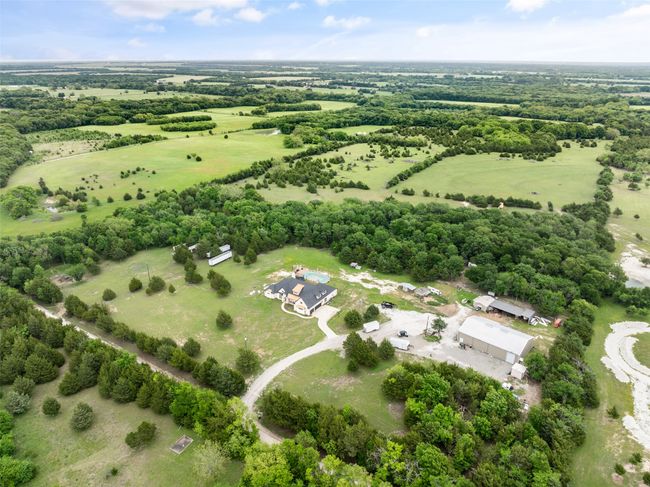 1475 County Road 4510, House other with 4 bedrooms, 6 bathrooms and null parking in Whitewright TX | Image 35