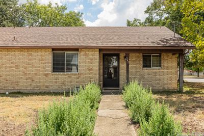 345 Prince Dr, House other with 3 bedrooms, 2 bathrooms and null parking in New Braunfels TX | Image 3