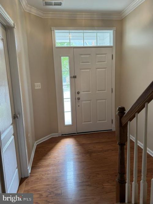 23093 Sunbury St, ASHBURN, VA, 20148-6818 | Card Image
