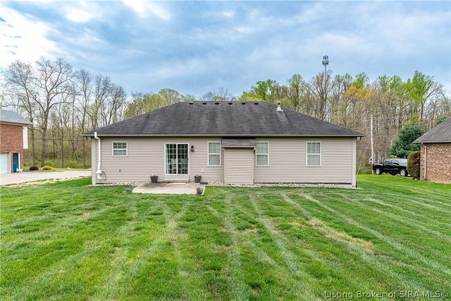 4652 Brush College Rd, Home with 4 bedrooms, 3 bathrooms and null parking in Floyds Knobs IN | Image 35