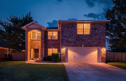 9600 Fox Hill Dr, Fort Worth, TX, 76131-4246 | Card Image