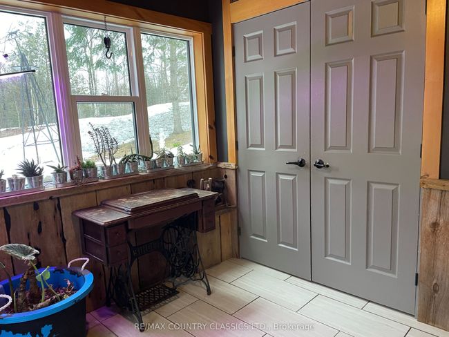 11780 Highway 28, House other with 5 bedrooms, 2 bathrooms and 10 parking in Apsley ON | Image 4