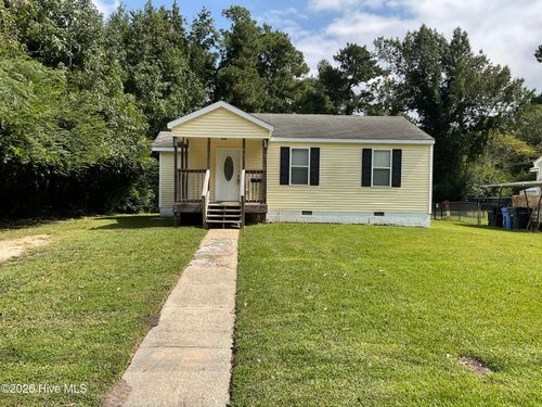 601 New River Dr, Jacksonville, NC, 28540-6009 | Card Image