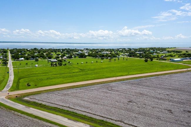 704 Hwy 239, Home with 0 bedrooms, 0 bathrooms and null parking in Austwell TX | Image 4