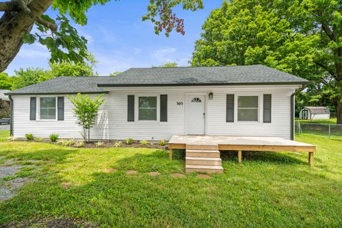 202 Fowler Ford Rd, Portland, TN, 37148-1907 | Card Image