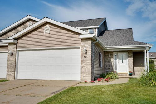 408 Juniper St, Brooklyn, WI, 53521-9052 | Card Image
