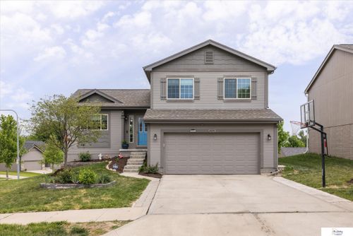 14218 Wyoming Street, Omaha, NE, 68142 | Card Image