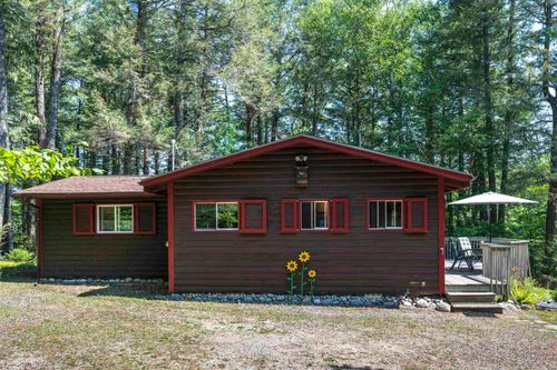 569 Peters Point Rd, South Brookfield, NS, B0T1X0 | Card Image