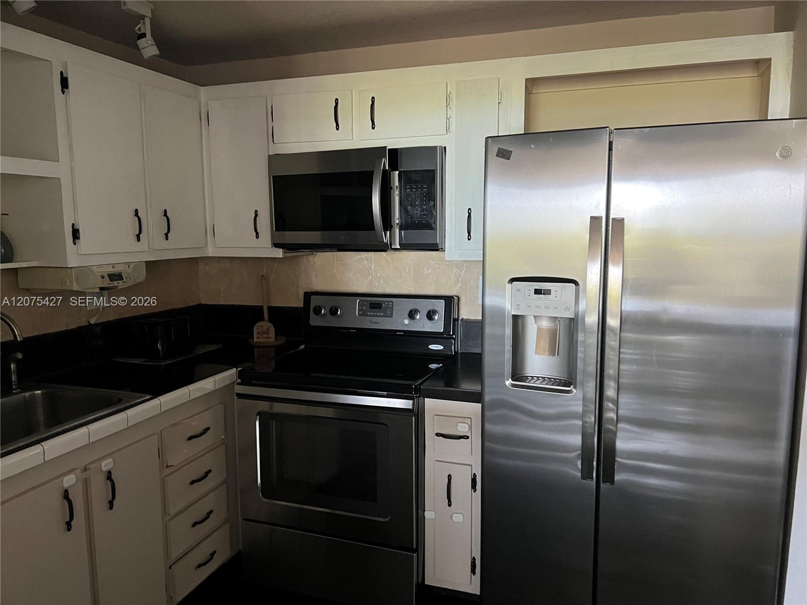Residential in North Miami 4