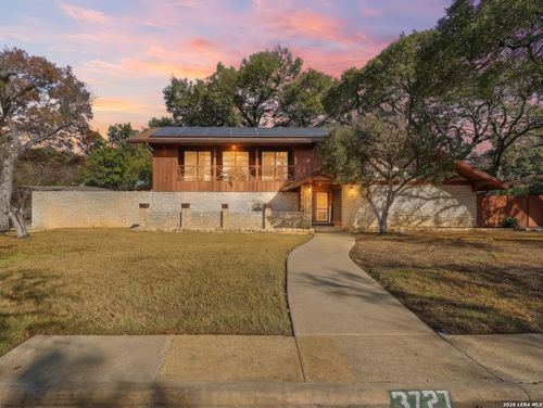 3727 Hundred Oaks Dr, San Antonio, TX, 78217-3409 | Card Image
