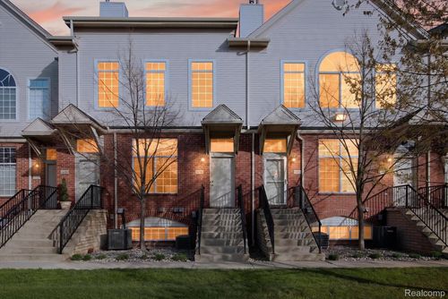 30770 Ardmore Ct, Novi, MI, 48377-4109 | Card Image