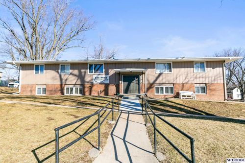 710 W Elm St, Arlington, NE, 68002-3087 | Card Image
