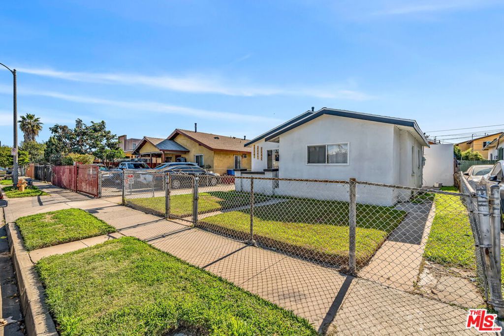 Residential Income in Los Angeles 5