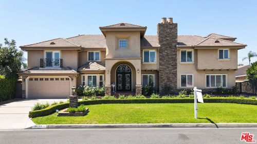 9251 La Reina Ave, Downey, CA, 90240 | Card Image