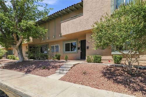 1541 Saylor Way, Las Vegas, NV, 89108-1566 | Card Image
