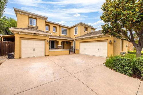 660 Sparrowhawk Dr, Vacaville, CA, 95687-7776 | Card Image