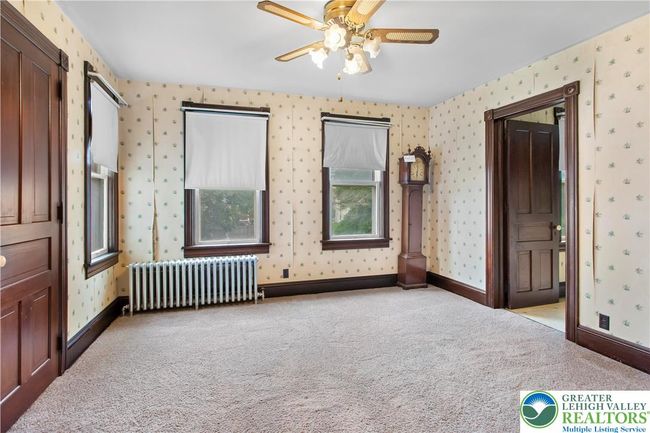 170 S Whitfield St, Home with 3 bedrooms, 2 bathrooms and 4 parking in Nazareth PA | Image 12