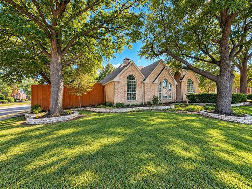 3900 Newhall Dr, Plano, TX, 75023-1071 | Card Image