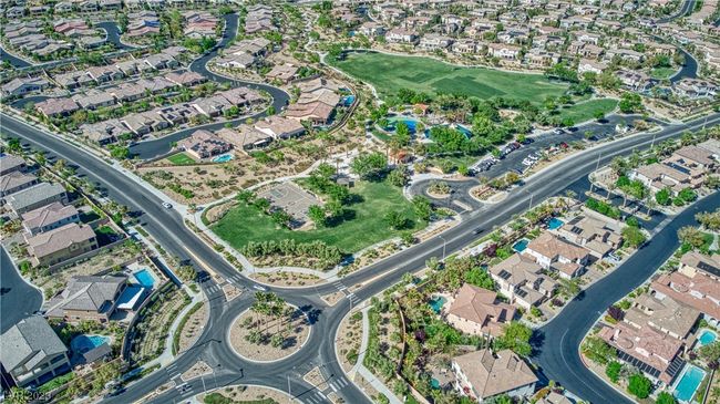 639 Grey Saker St, Townhouse with 4 bedrooms, 4 bathrooms and null parking in Las Vegas NV | Image 64