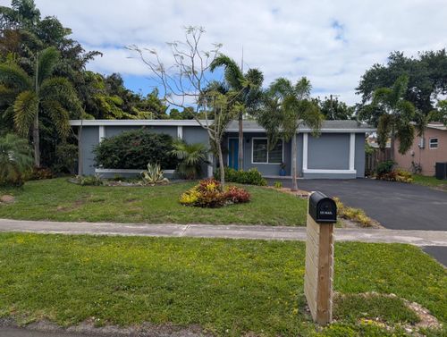 8691 Nw 28th Pl, SUNRISE, FL, 33322-2325 | Card Image