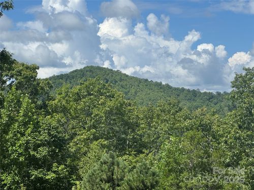 999 Ivy Ln, Pisgah Forest, NC, 28768-9876 | Card Image