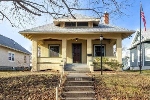 2010 Lillie Ave, Davenport, IA, 52804-2005 | Card Image