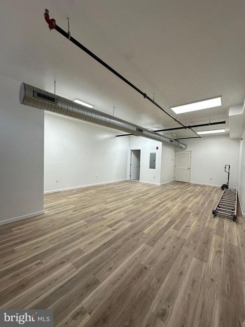 4250 Lancaster Avenue, Philadelphia, PA, 19104 | Card Image