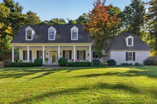114 Martin St, Rehoboth, MA, 02769-2102 | Card Image