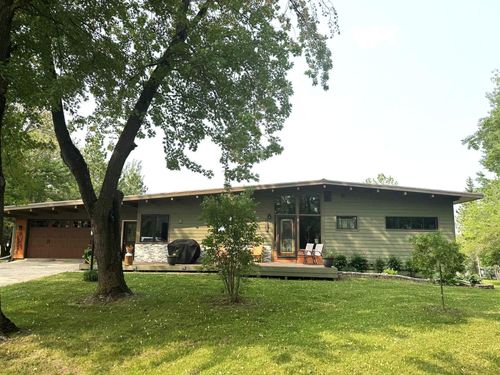 516 Tower Dr Ne, Baudette, MN, 56623-2811 | Card Image