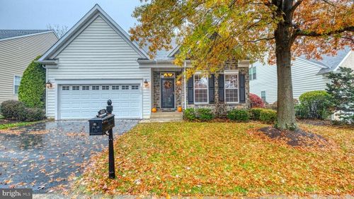 4313 Wendy Way, Schwenksville, PA, 19473-2094 | Card Image