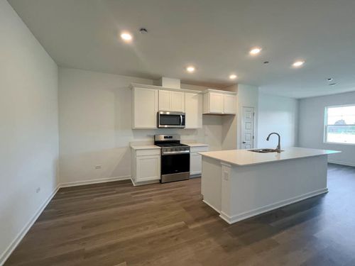 2116 Bodega Rd, Oswego, IL, 60543-4552 | Card Image