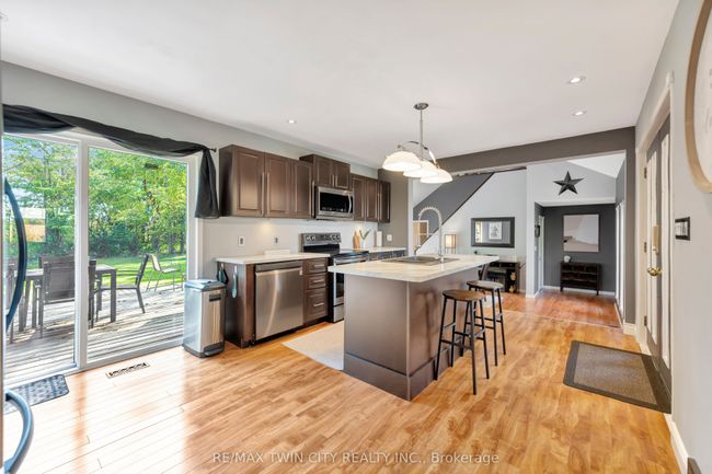 1026 2 Nd Concession Rd St, House other with 3 bedrooms, 3 bathrooms and 10 parking in Delhi ON | Image 12
