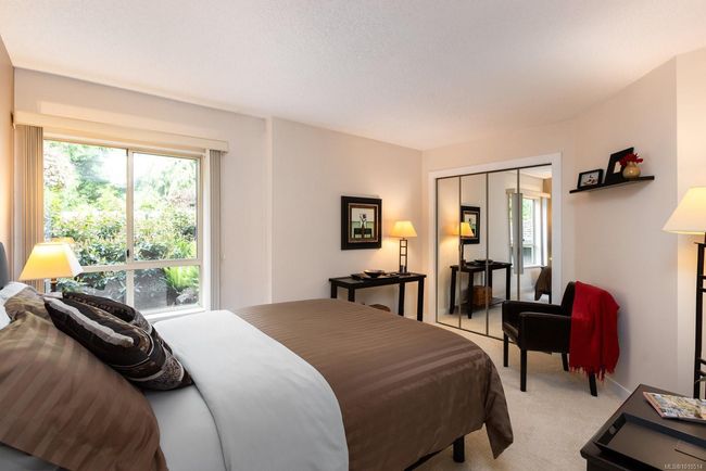 927 - 6880 Wallace Dr, Townhouse with 2 bedrooms, 3 bathrooms and 2 parking in Brentwood Bay BC | Image 22